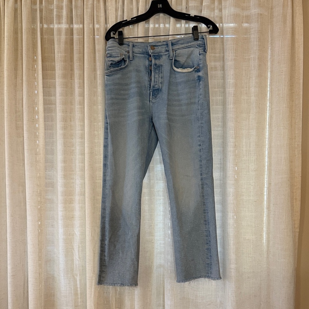 Mother The Tripper Ankle Fray Jeans in Big Hair Don’t Care. - Picture 2 of 6